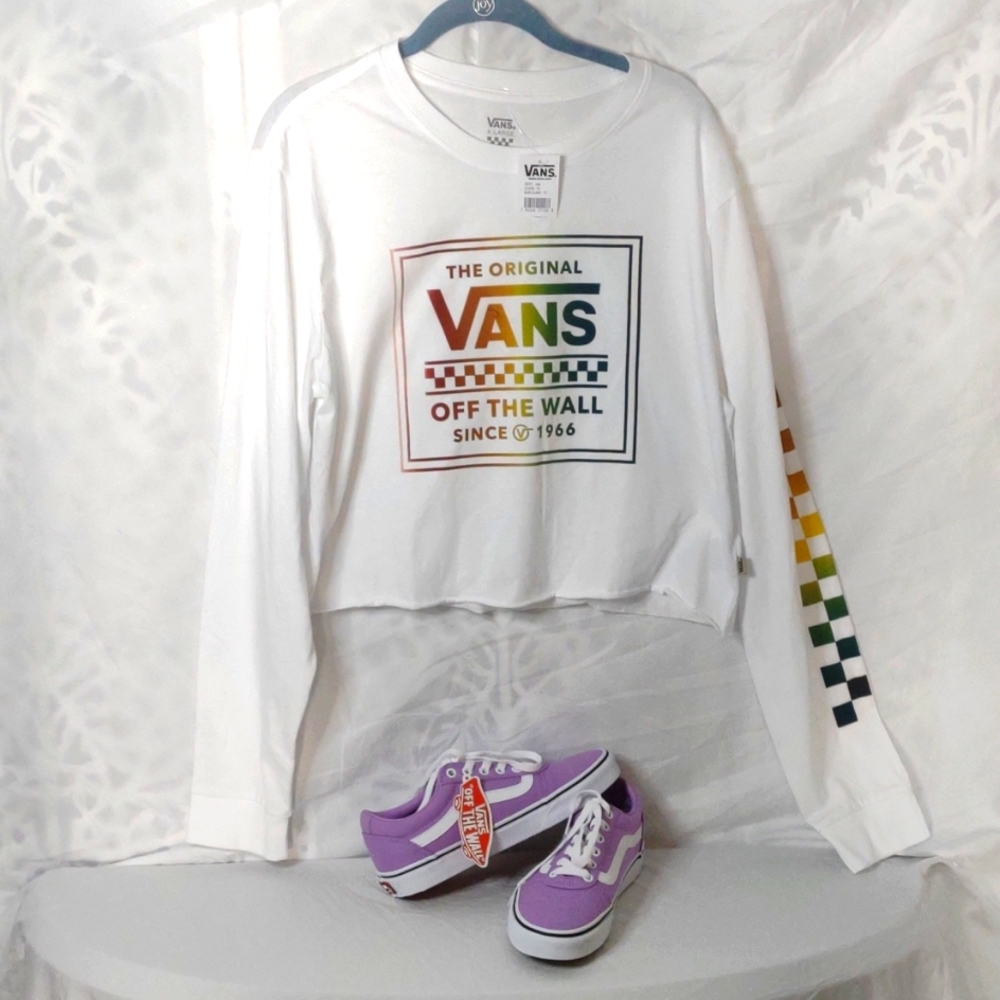 New vans shoes and shirt.